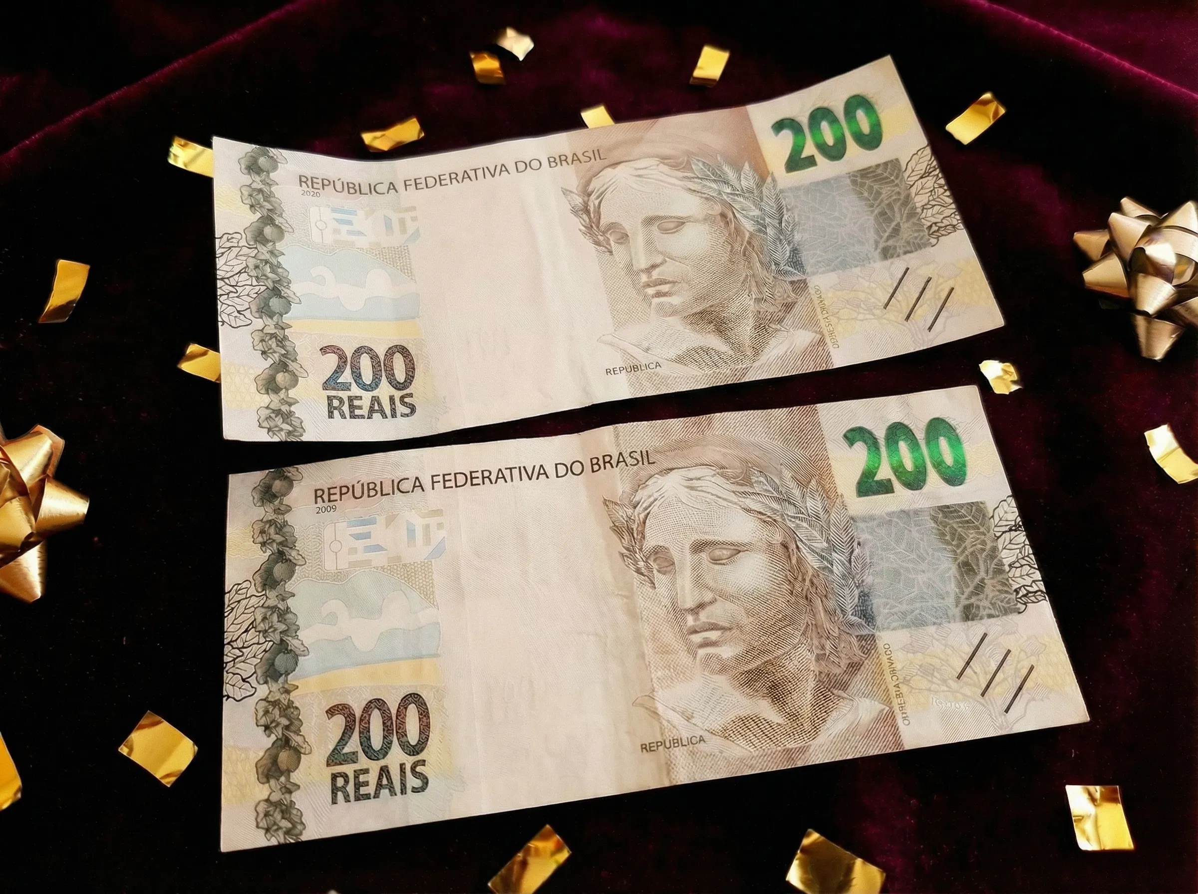 R$ 400,00 NO PIX